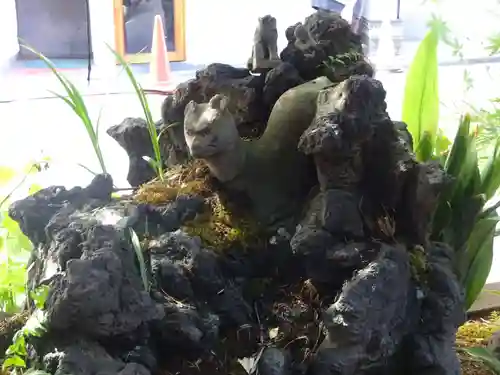 五十稲荷神社(栄寿稲荷神社)の狛犬