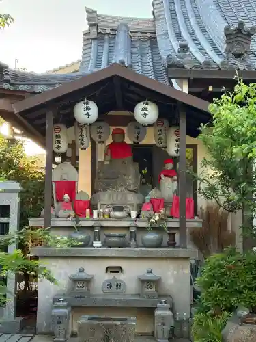 福海寺の{uncategorized: "未分類", other: "その他", undefined: "問題あり", building: "その他建物", grave: "お墓", sacred_gate: "鳥居", guardian: "狛犬", statue: "像", buddha: "仏像", history: "歴史", nature: "自然", garden: "庭園", animal: "動物", pagoda: "塔", temizu: "手水舎", mountain_gate: "山門・神門", sanctuary: "本殿・本堂", subordinate: "末社・摂社", art: "芸術", scenery: "景色", jizo: "地蔵", ema: "絵馬", goshuin: "御朱印", omikuji: "おみくじ", items: "授与品その他", amulet: "お守り", goshuincho: "御朱印帳", eats: "食事", festival: "お祭り", votive_dance: "神楽", shichigosan: "七五三参", wedding: "結婚式", experience: "体験その他", initially: "初詣", around: "周辺", anti_infection: "感染症対策"}