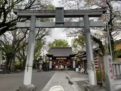 清瀧神社の{uncategorized: "未分類", other: "その他", undefined: "問題あり", building: "その他建物", grave: "お墓", sacred_gate: "鳥居", guardian: "狛犬", statue: "像", buddha: "仏像", history: "歴史", nature: "自然", garden: "庭園", animal: "動物", pagoda: "塔", temizu: "手水舎", mountain_gate: "山門・神門", sanctuary: "本殿・本堂", subordinate: "末社・摂社", art: "芸術", scenery: "景色", jizo: "地蔵", ema: "絵馬", goshuin: "御朱印", omikuji: "おみくじ", items: "授与品その他", amulet: "お守り", goshuincho: "御朱印帳", eats: "食事", festival: "お祭り", votive_dance: "神楽", shichigosan: "七五三参", wedding: "結婚式", experience: "体験その他", initially: "初詣", around: "周辺", anti_infection: "感染症対策"}