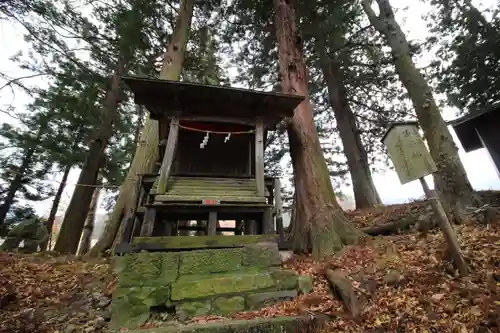 山家神社の末社