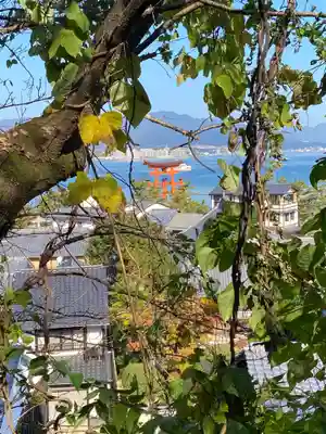厳島神社(広島県)