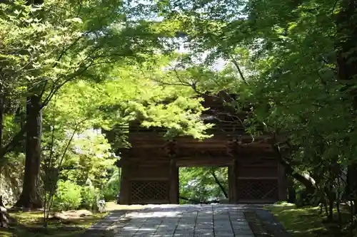 竹林寺の山門