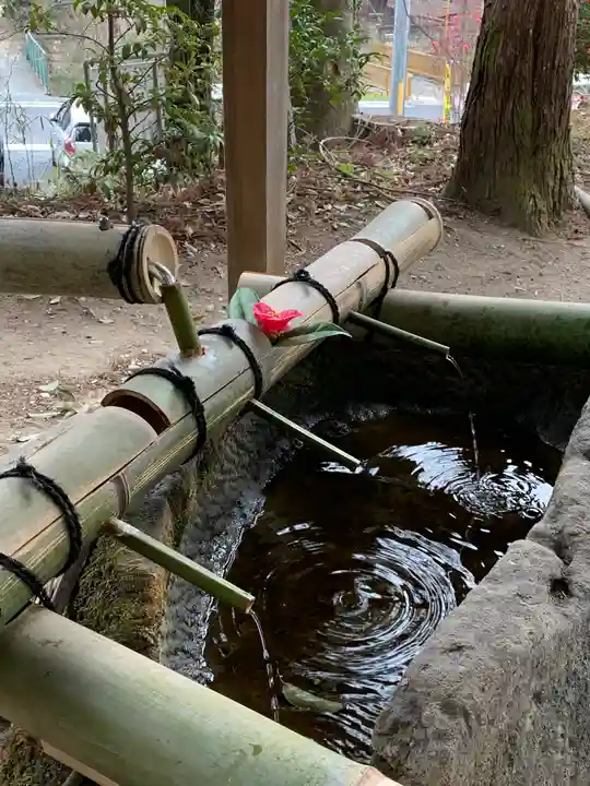 聖神社の手水舎