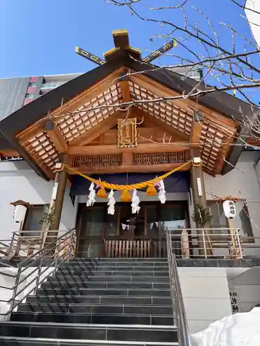 札幌祖霊神社の本殿・本堂