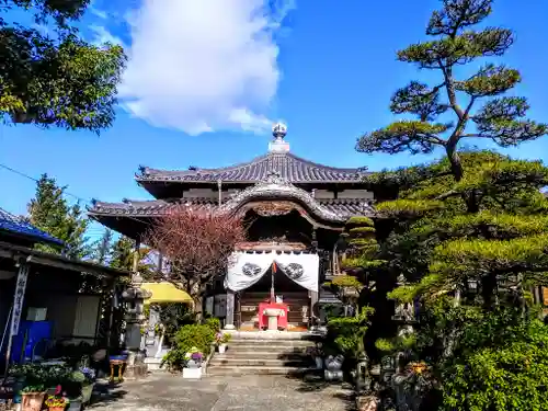 辯天寺の本殿・本堂