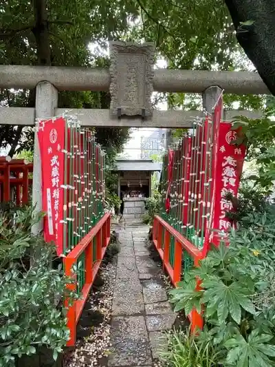 武蔵野稲荷神社の鳥居