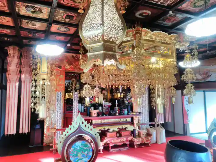 見法寺の本殿・本堂