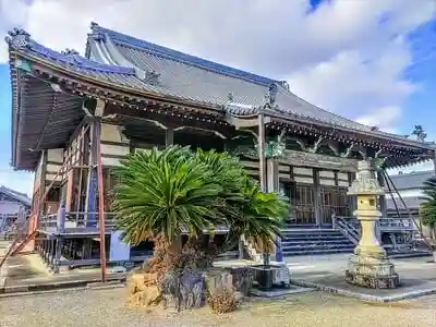 蓮泉寺の本殿