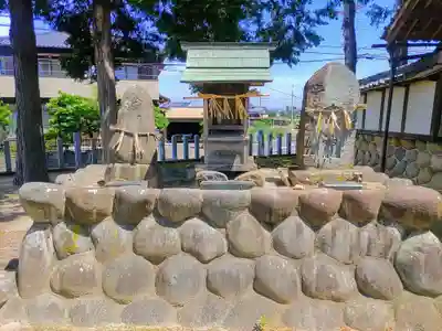 八幡社（山尻町）の末社・摂社