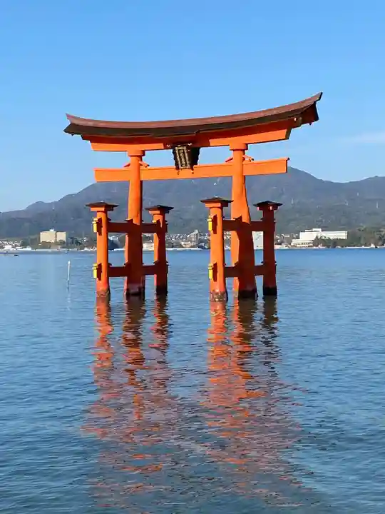 厳島神社(広島県)