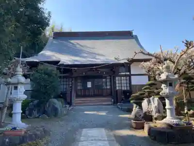 荘嚴寺の本殿・本堂
