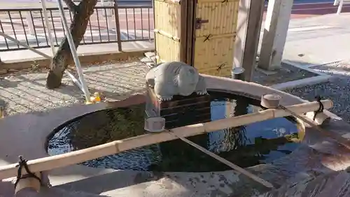 白旗神社の手水舎