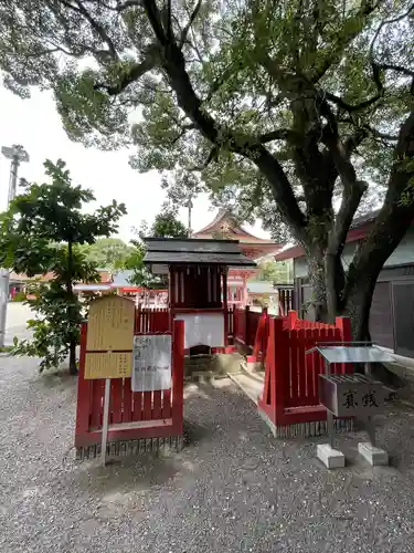 津島神社の末社