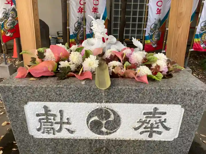 田無神社の手水舎