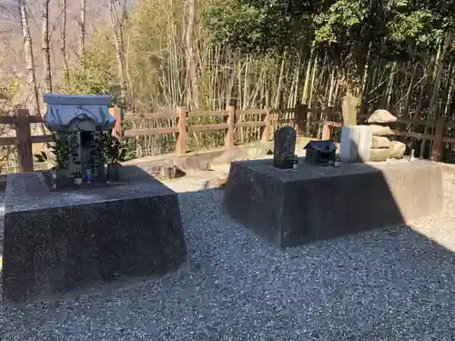 伊射奈美神社の末社