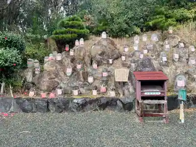 愛染明王堂の{uncategorized: "未分類", other: "その他", undefined: "問題あり", building: "その他建物", grave: "お墓", sacred_gate: "鳥居", guardian: "狛犬", statue: "像", buddha: "仏像", history: "歴史", nature: "自然", garden: "庭園", animal: "動物", pagoda: "塔", temizu: "手水舎", mountain_gate: "山門・神門", sanctuary: "本殿・本堂", subordinate: "末社・摂社", art: "芸術", scenery: "景色", jizo: "地蔵", ema: "絵馬", goshuin: "御朱印", omikuji: "おみくじ", items: "授与品その他", amulet: "お守り", goshuincho: "御朱印帳", eats: "食事", festival: "お祭り", votive_dance: "神楽", shichigosan: "七五三参", wedding: "結婚式", experience: "体験その他", initially: "初詣", around: "周辺", anti_infection: "感染症対策"}