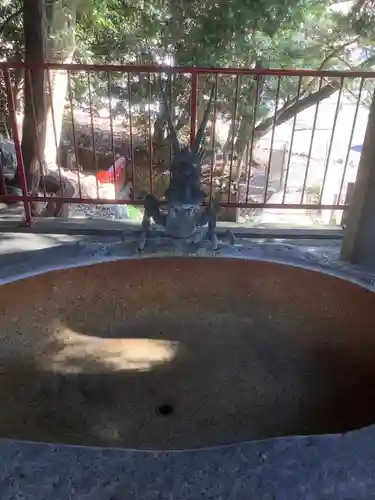 五社稲荷社の手水舎