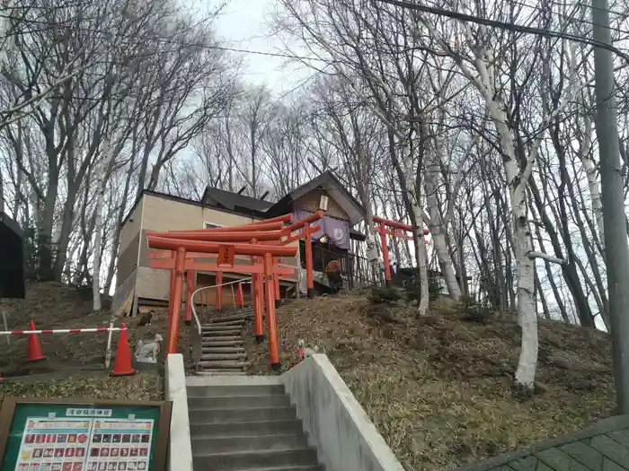 清田稲荷神社の鳥居