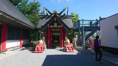 冨士山小御嶽神社の末社・摂社