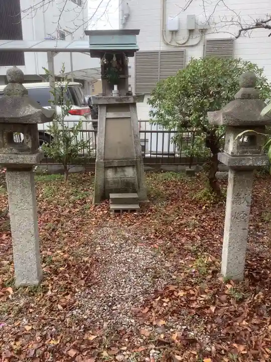二ツ杁神明社の末社・摂社