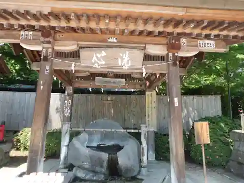 盛岡八幡宮の手水舎