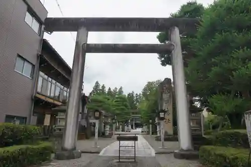 飛騨総社の鳥居