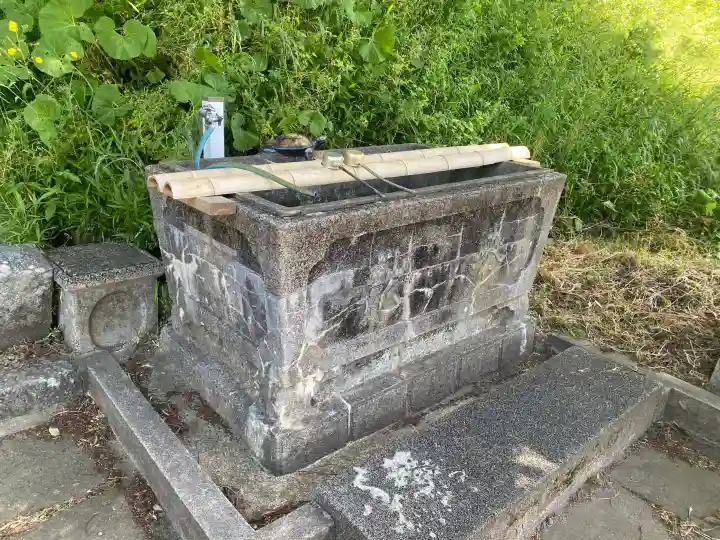 加多神社の{uncategorized: "未分類", other: "その他", undefined: "問題あり", building: "その他建物", grave: "お墓", sacred_gate: "鳥居", guardian: "狛犬", statue: "像", buddha: "仏像", history: "歴史", nature: "自然", garden: "庭園", animal: "動物", pagoda: "塔", temizu: "手水舎", mountain_gate: "山門・神門", sanctuary: "本殿・本堂", subordinate: "末社・摂社", art: "芸術", scenery: "景色", jizo: "地蔵", ema: "絵馬", goshuin: "御朱印", omikuji: "おみくじ", items: "授与品その他", amulet: "お守り", goshuincho: "御朱印帳", eats: "食事", festival: "お祭り", votive_dance: "神楽", shichigosan: "七五三参", wedding: "結婚式", experience: "体験その他", initially: "初詣", around: "周辺", anti_infection: "感染症対策"}