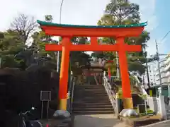 穴八幡宮の鳥居