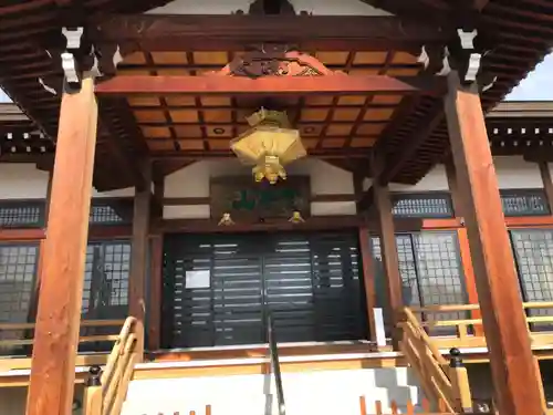 来迎寺の本殿