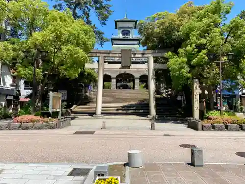 尾山神社の鳥居