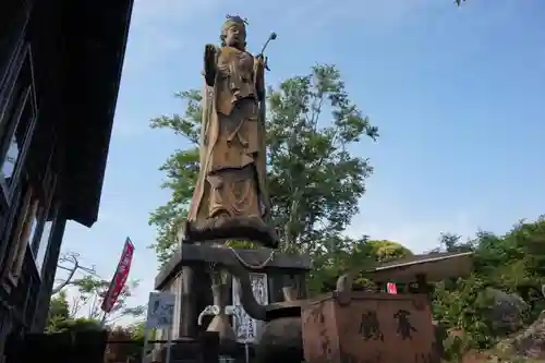 秋葉山舘山寺の仏像