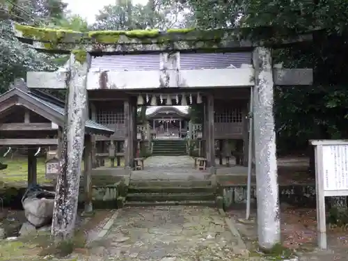 加知彌神社の鳥居