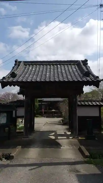 慈光寺(雨乞い不動尊)の山門・神門