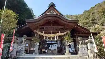 大頭神社の本殿