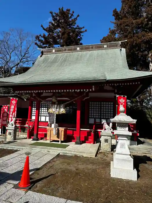 稲荷神社の本殿