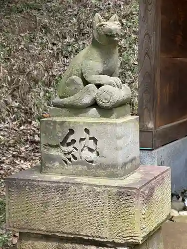 勧請稲荷神社の狛犬