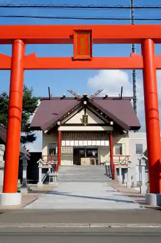 新川皇大神社の鳥居