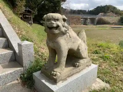 大宮賣神社の狛犬