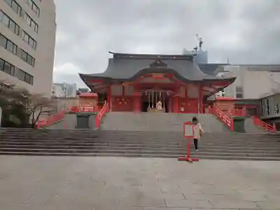 花園神社の本殿・本堂