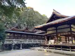 往馬坐伊古麻都比古神社の本殿