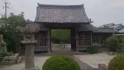 観音寺の山門・神門