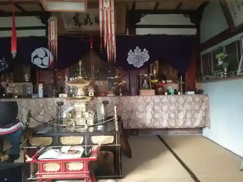 宝積寺の本殿