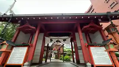 仙台大神宮の山門・神門