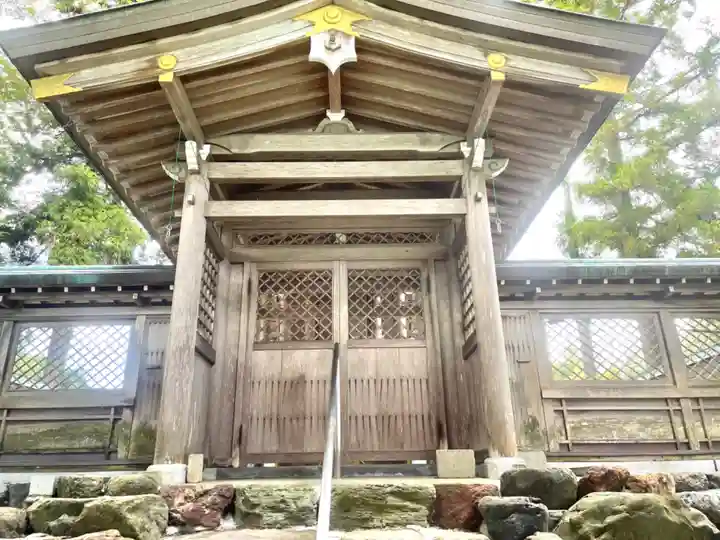 八幡神社の本殿・本堂