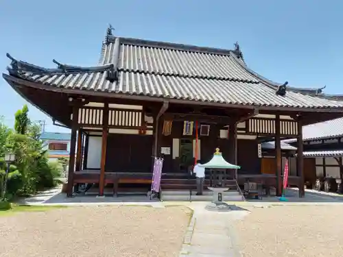 如願寺の本殿