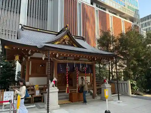 福徳神社（芽吹稲荷）の{uncategorized: "未分類", other: "その他", undefined: "問題あり", building: "その他建物", grave: "お墓", sacred_gate: "鳥居", guardian: "狛犬", statue: "像", buddha: "仏像", history: "歴史", nature: "自然", garden: "庭園", animal: "動物", pagoda: "塔", temizu: "手水舎", mountain_gate: "山門・神門", sanctuary: "本殿・本堂", subordinate: "末社・摂社", art: "芸術", scenery: "景色", jizo: "地蔵", ema: "絵馬", goshuin: "御朱印", omikuji: "おみくじ", items: "授与品その他", amulet: "お守り", goshuincho: "御朱印帳", eats: "食事", festival: "お祭り", votive_dance: "神楽", shichigosan: "七五三参", wedding: "結婚式", experience: "体験その他", initially: "初詣", around: "周辺", anti_infection: "感染症対策"}