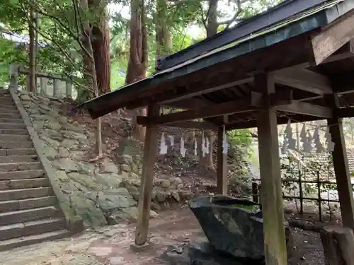 萩日吉神社の手水