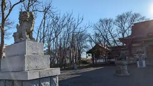 釧路一之宮 厳島神社の狛犬