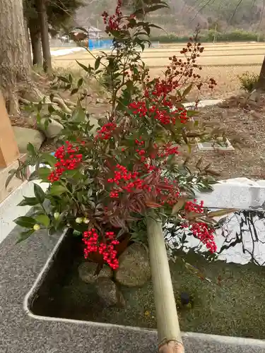 高司神社〜むすびの神の鎮まる社〜の手水