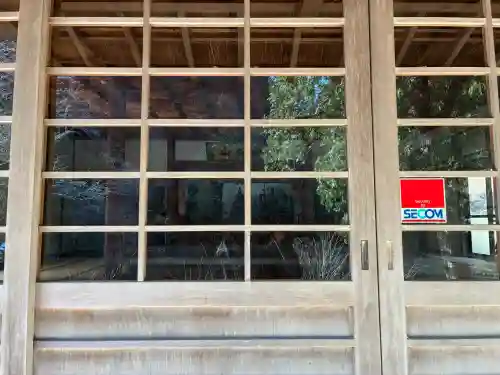 回春院の{uncategorized: "未分類", other: "その他", undefined: "問題あり", building: "その他建物", grave: "お墓", sacred_gate: "鳥居", guardian: "狛犬", statue: "像", buddha: "仏像", history: "歴史", nature: "自然", garden: "庭園", animal: "動物", pagoda: "塔", temizu: "手水舎", mountain_gate: "山門・神門", sanctuary: "本殿・本堂", subordinate: "末社・摂社", art: "芸術", scenery: "景色", jizo: "地蔵", ema: "絵馬", goshuin: "御朱印", omikuji: "おみくじ", items: "授与品その他", amulet: "お守り", goshuincho: "御朱印帳", eats: "食事", festival: "お祭り", votive_dance: "神楽", shichigosan: "七五三参", wedding: "結婚式", experience: "体験その他", initially: "初詣", around: "周辺", anti_infection: "感染症対策"}